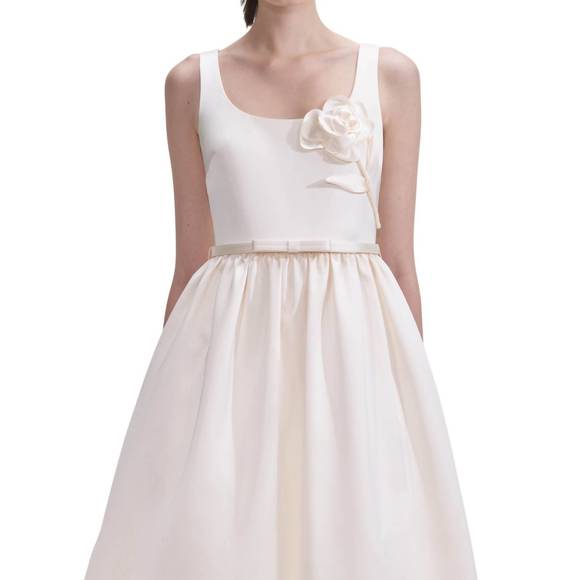 chiffon dress off the shoulder Off-shoulder Flowy Chiffon Spring A-line Beach Wedding Dress